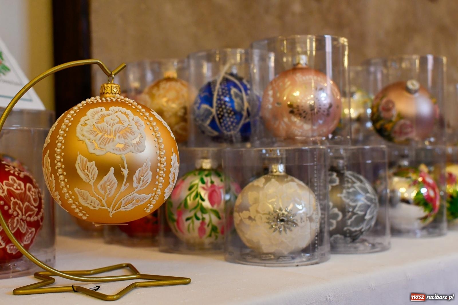 Zdjęcie w galerii na portalu naszraciborz.pl: W Rudach szykuje się ruch jak w Rzymie. Ruszył największy jarmark w regionie [FOTO i WIDEO] wiadomości z regionu