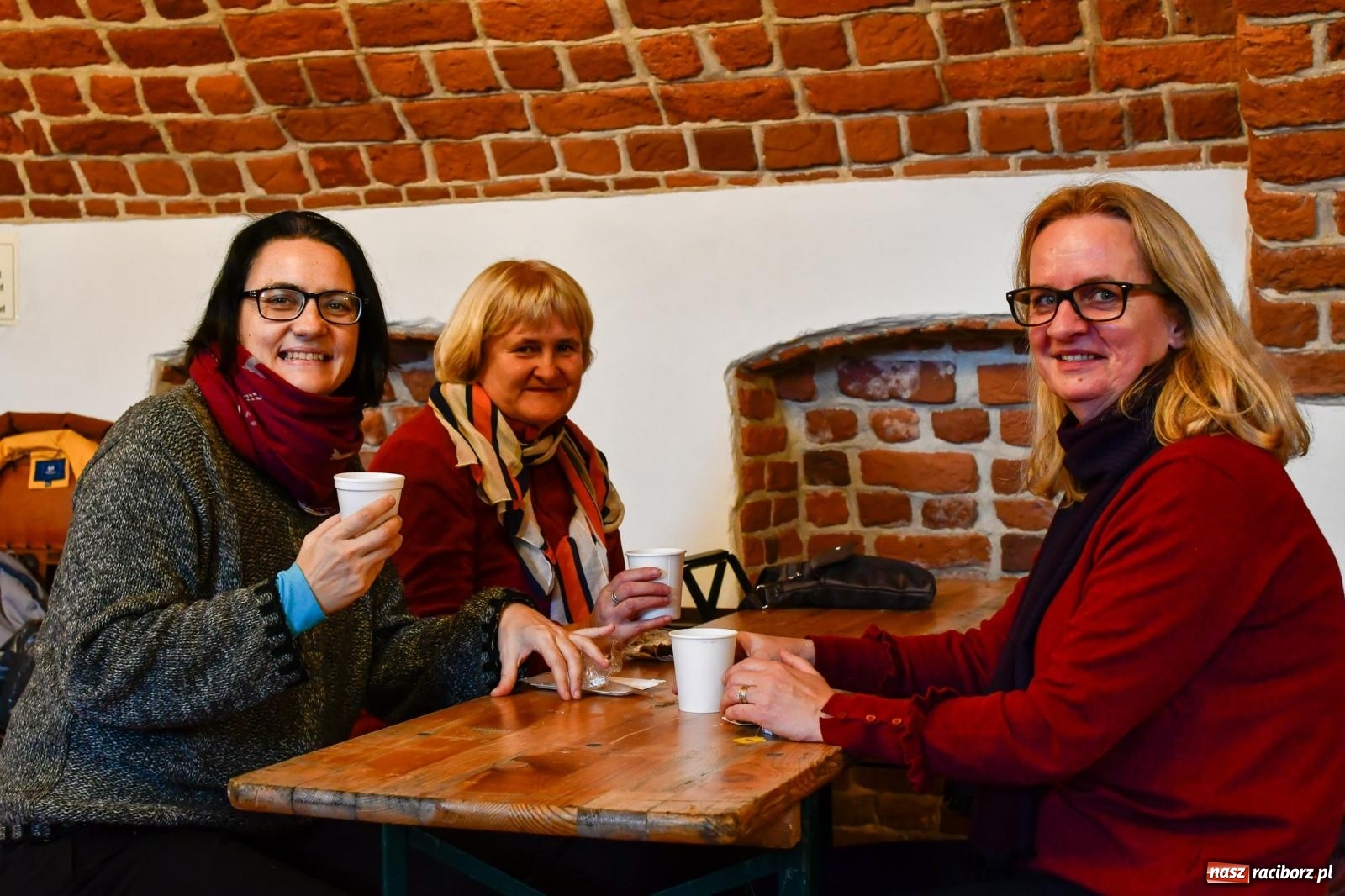 Zdjęcie w galerii na portalu naszraciborz.pl: W Rudach szykuje się ruch jak w Rzymie. Ruszył największy jarmark w regionie [FOTO i WIDEO] wiadomości z regionu