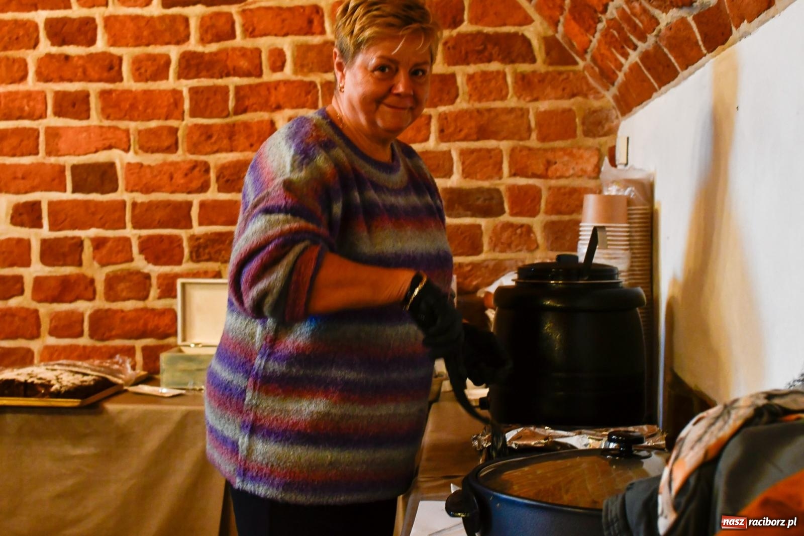 Zdjęcie w galerii na portalu naszraciborz.pl: W Rudach szykuje się ruch jak w Rzymie. Ruszył największy jarmark w regionie [FOTO i WIDEO] wiadomości z regionu