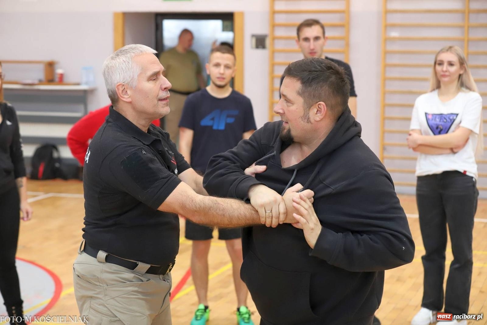 Zdjęcie w galerii na portalu naszraciborz.pl: W życiu nie ma STOP klatki. Seminarium samoobrony w PCS wiadomości z regionu