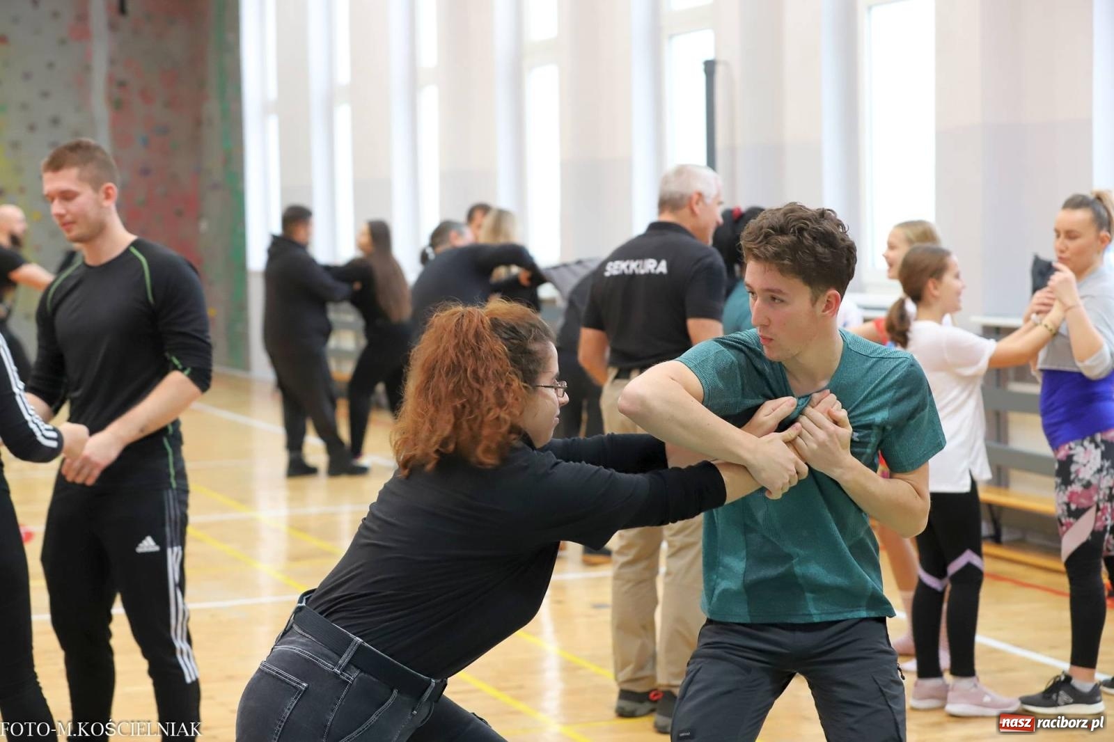 Zdjęcie w galerii na portalu naszraciborz.pl: W życiu nie ma STOP klatki. Seminarium samoobrony w PCS wiadomości z regionu