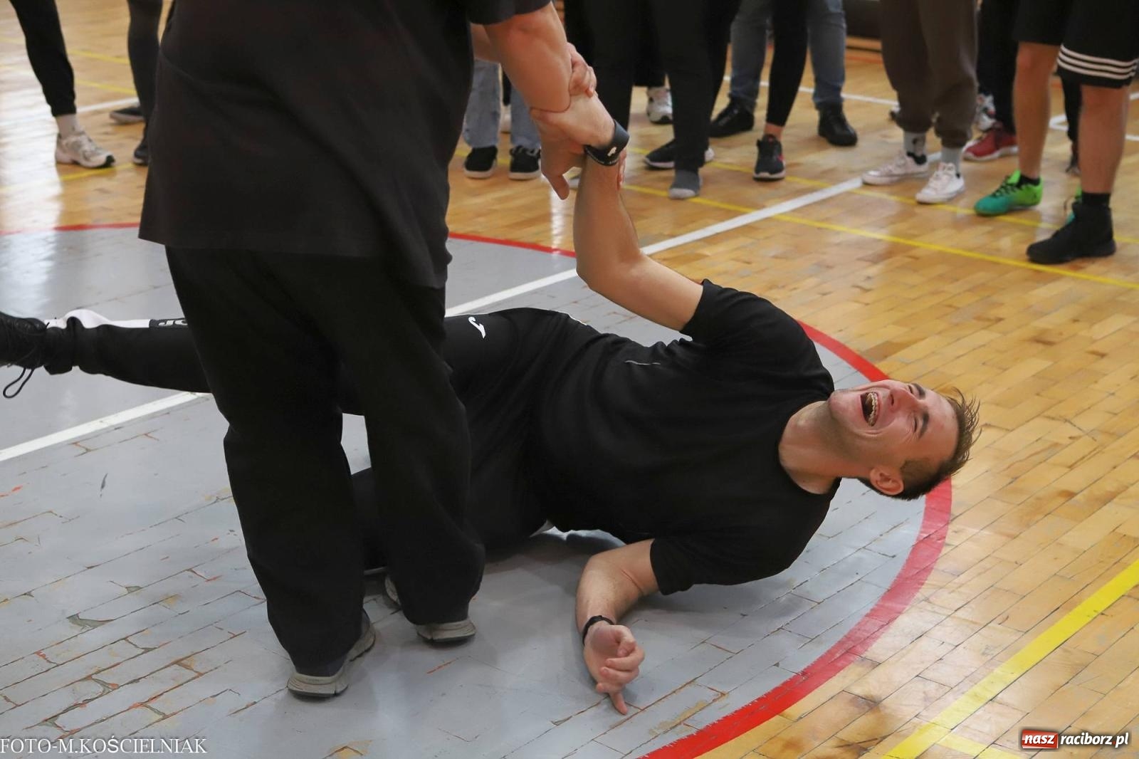 Zdjęcie w galerii na portalu naszraciborz.pl: W życiu nie ma STOP klatki. Seminarium samoobrony w PCS wiadomości z regionu