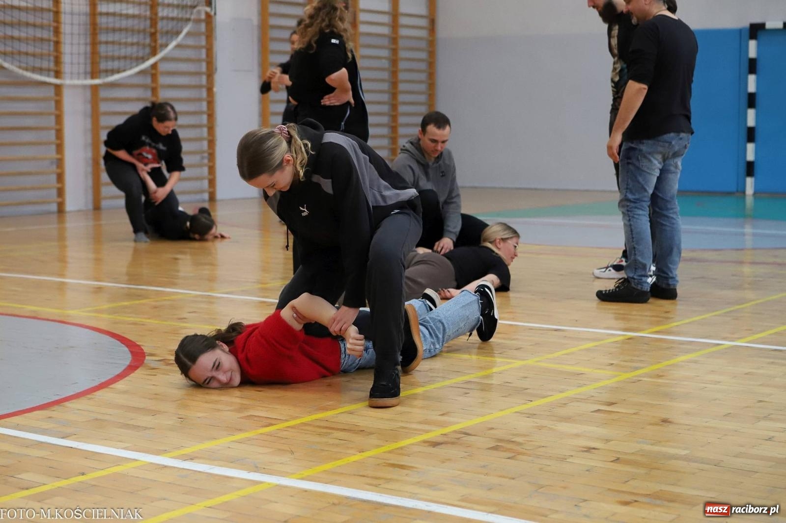 Zdjęcie w galerii na portalu naszraciborz.pl: W życiu nie ma STOP klatki. Seminarium samoobrony w PCS wiadomości z regionu