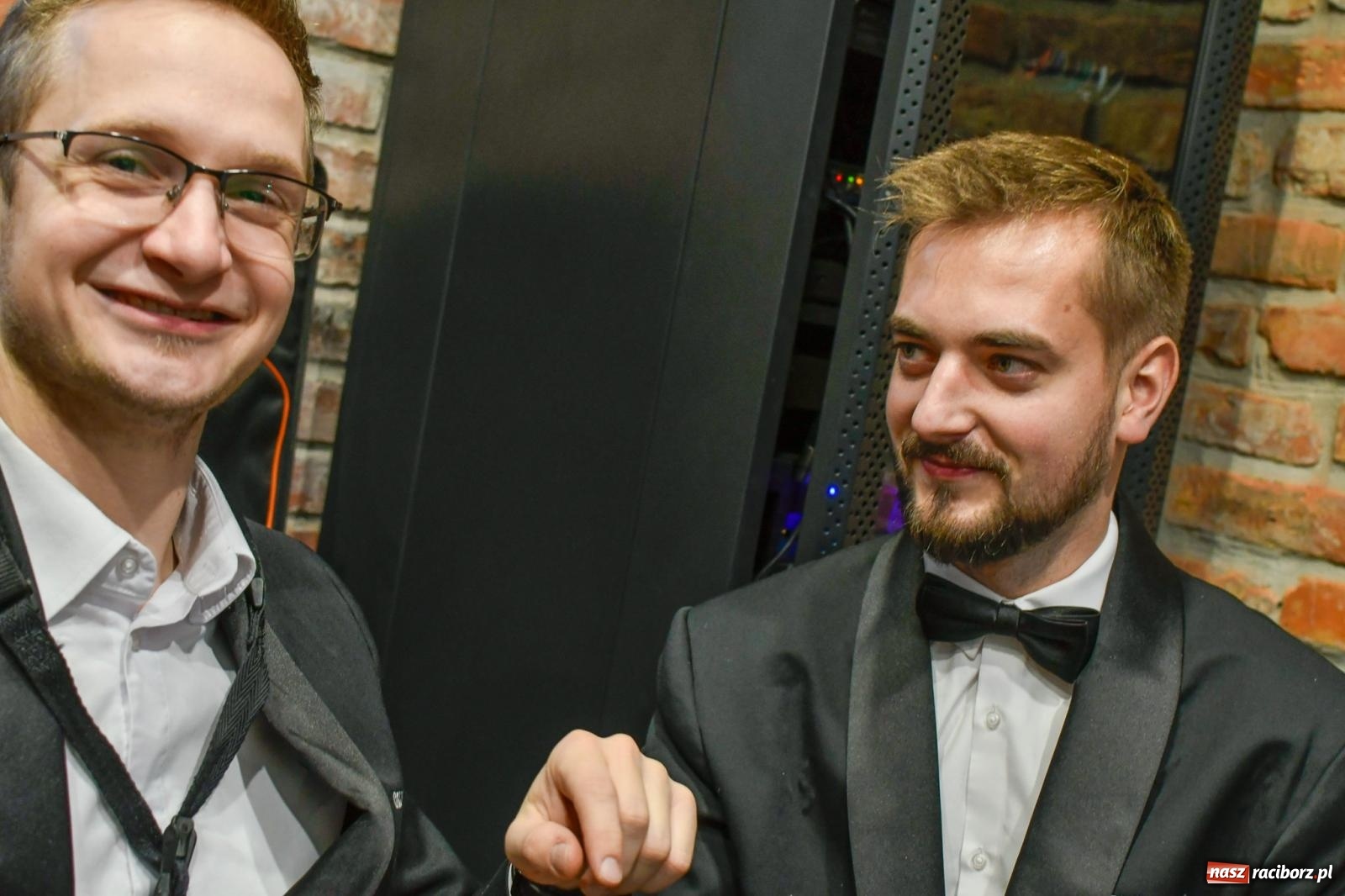 Zdjęcie w galerii na portalu naszraciborz.pl: Kiermasz świąteczny w Tworkowie z premierą banknotu kolekcjonerskiego [FOTO i WIDEO] wiadomości z regionu