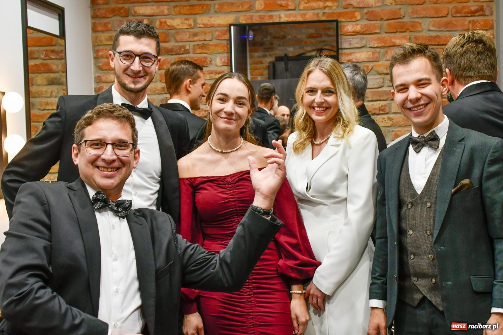 Zdjęcie w galerii na portalu naszraciborz.pl: Kiermasz świąteczny w Tworkowie z premierą banknotu kolekcjonerskiego [FOTO i WIDEO] wiadomości z regionu