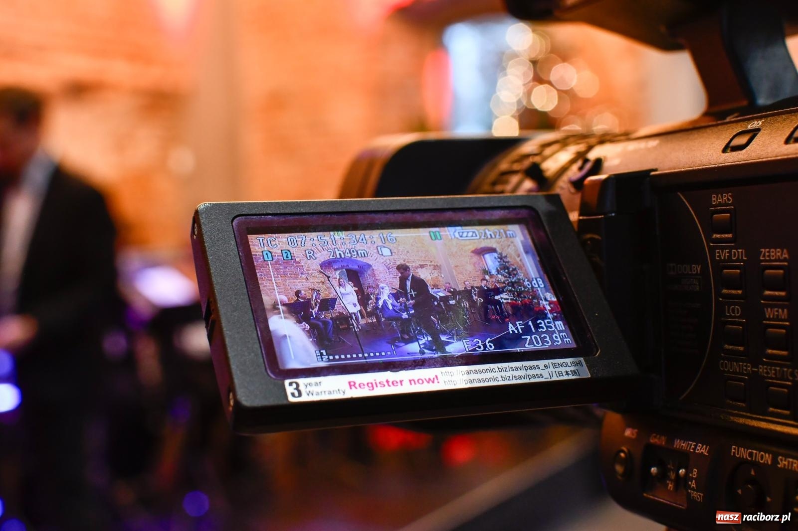 Zdjęcie w galerii na portalu naszraciborz.pl: Kiermasz świąteczny w Tworkowie z premierą banknotu kolekcjonerskiego [FOTO i WIDEO] wiadomości z regionu