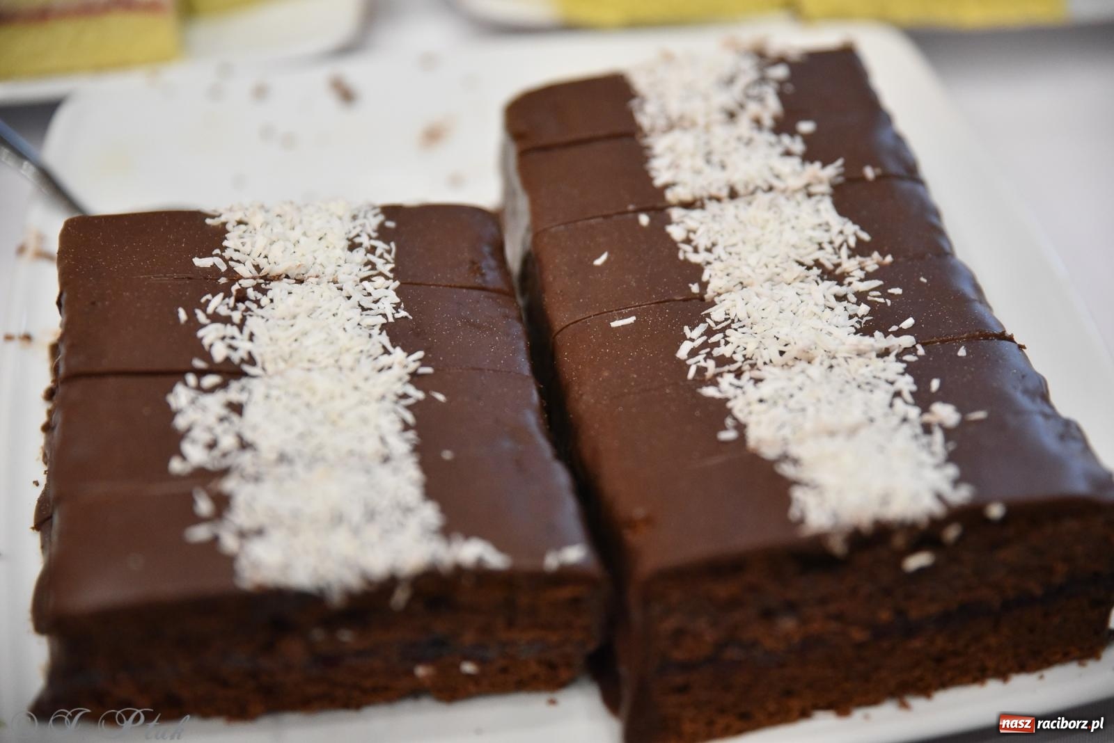 Zdjęcie w galerii na portalu naszraciborz.pl: Kiermasz świąteczny w Tworkowie z premierą banknotu kolekcjonerskiego [FOTO i WIDEO] wiadomości z regionu