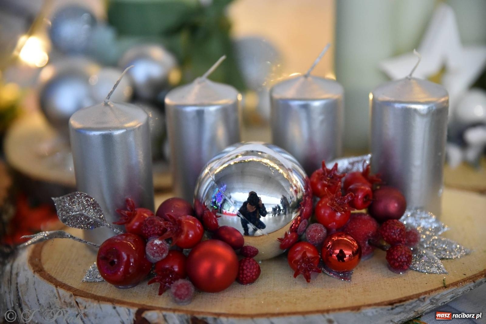 Zdjęcie w galerii na portalu naszraciborz.pl: Tańce, śpiewy i smakołyki. Pietrowicki kiermasz bożonarodzeniowy [FOTO i WIDEO] wiadomości z regionu