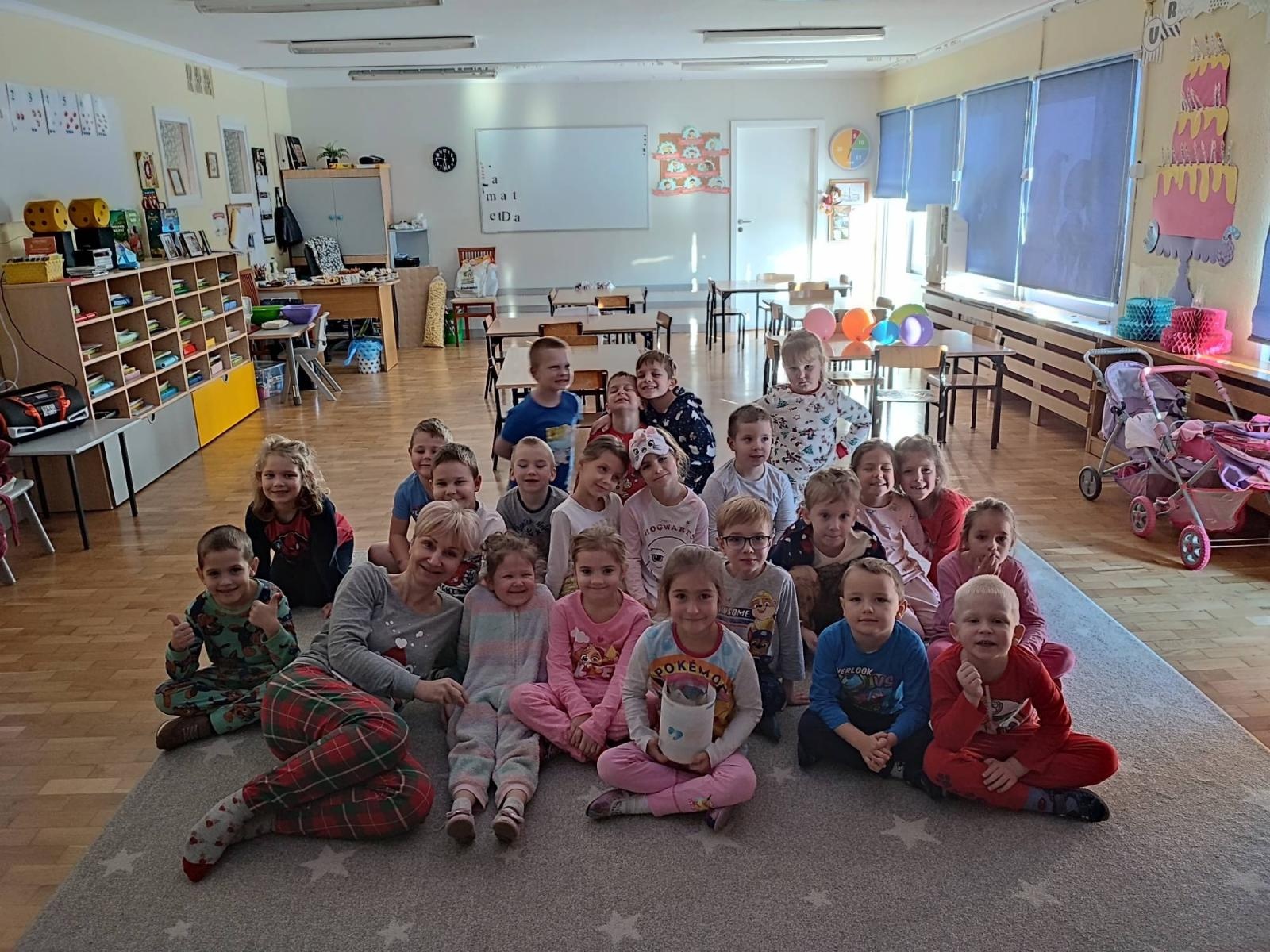 Zdjęcie w galerii na portalu naszraciborz.pl: Dzień piżamy w przedszkolu na Polnej wiadomości z regionu
