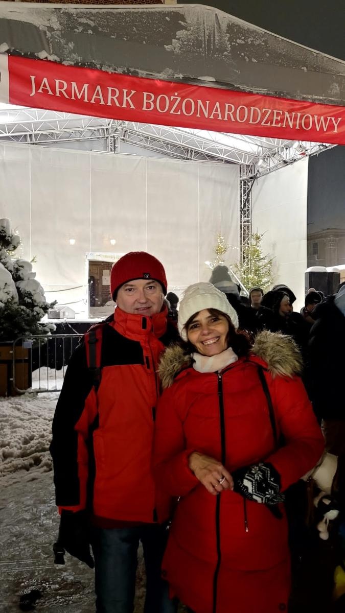 Zdjęcie w galerii na portalu naszraciborz.pl: Ekipa z raciborskiego PTTK na rozświetleniu krakowskiej choinki wiadomości z regionu