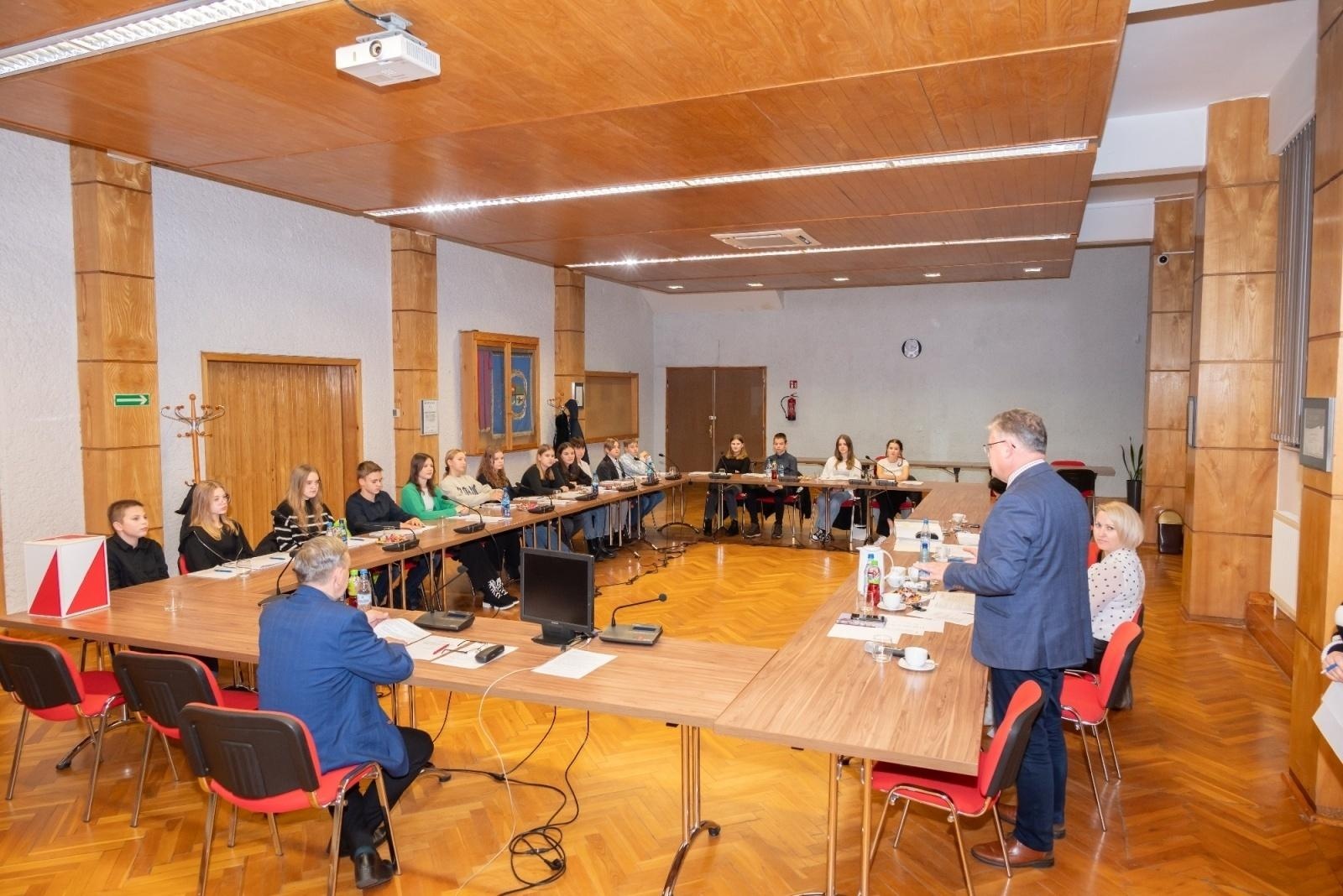 Zdjęcie w galerii na portalu naszraciborz.pl: W Krzyżanowicach obradują już nowi radni wiadomości z regionu