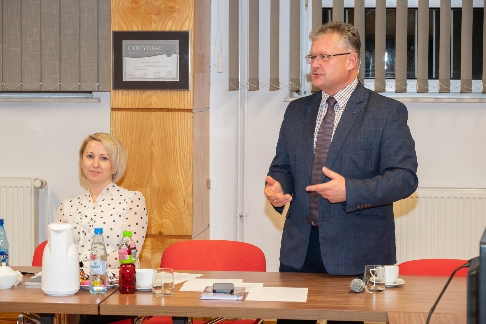 Zdjęcie w galerii na portalu naszraciborz.pl: W Krzyżanowicach obradują już nowi radni wiadomości z regionu