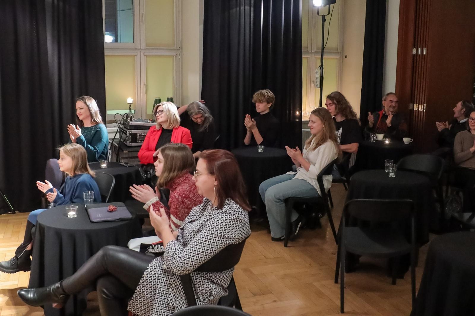 Zdjęcie w galerii na portalu naszraciborz.pl: Detektywi lokalnej historii gośćmi spotkania W punkt wiadomości z regionu