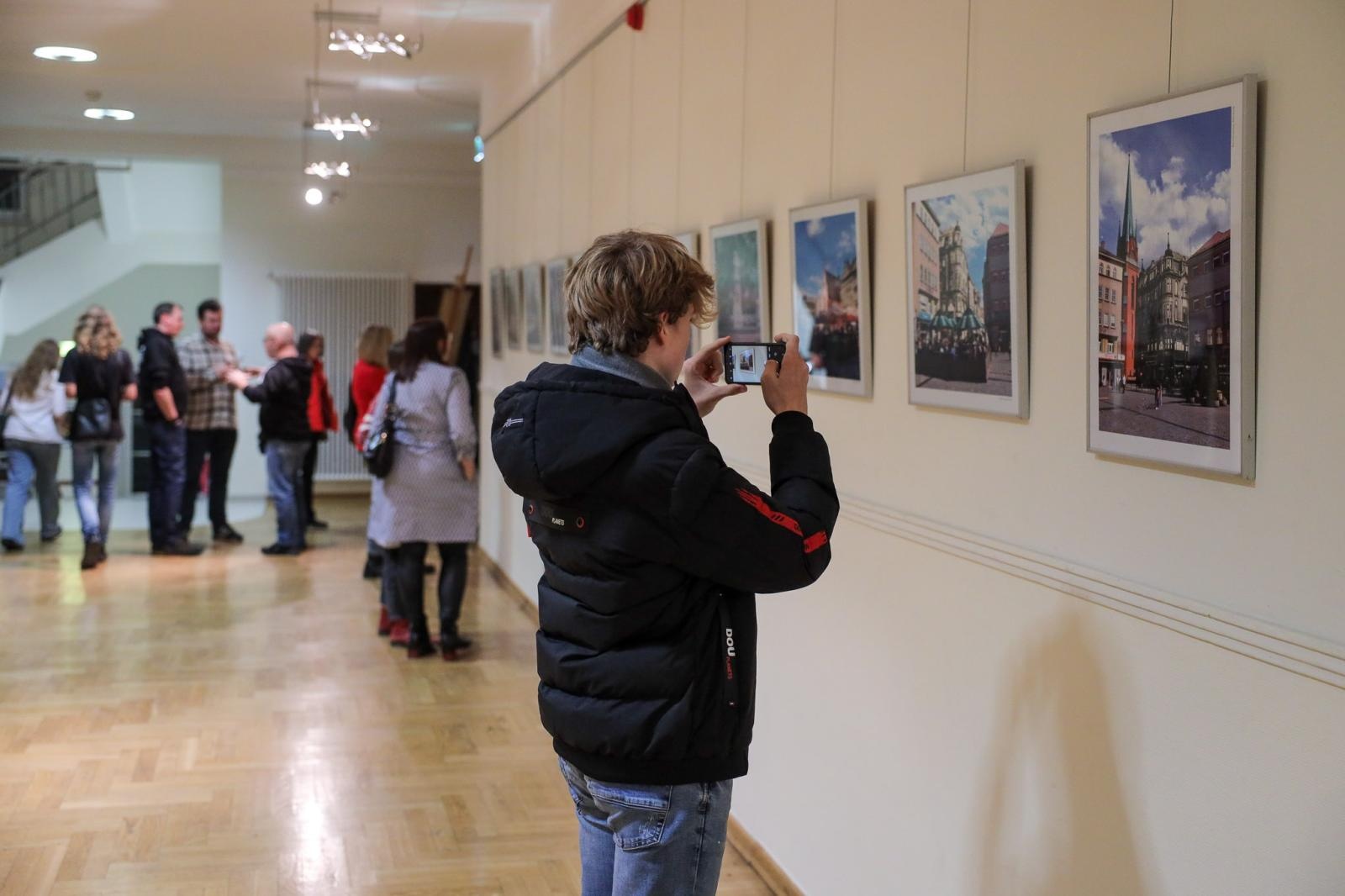 Zdjęcie w galerii na portalu naszraciborz.pl: Detektywi lokalnej historii gośćmi spotkania W punkt wiadomości z regionu