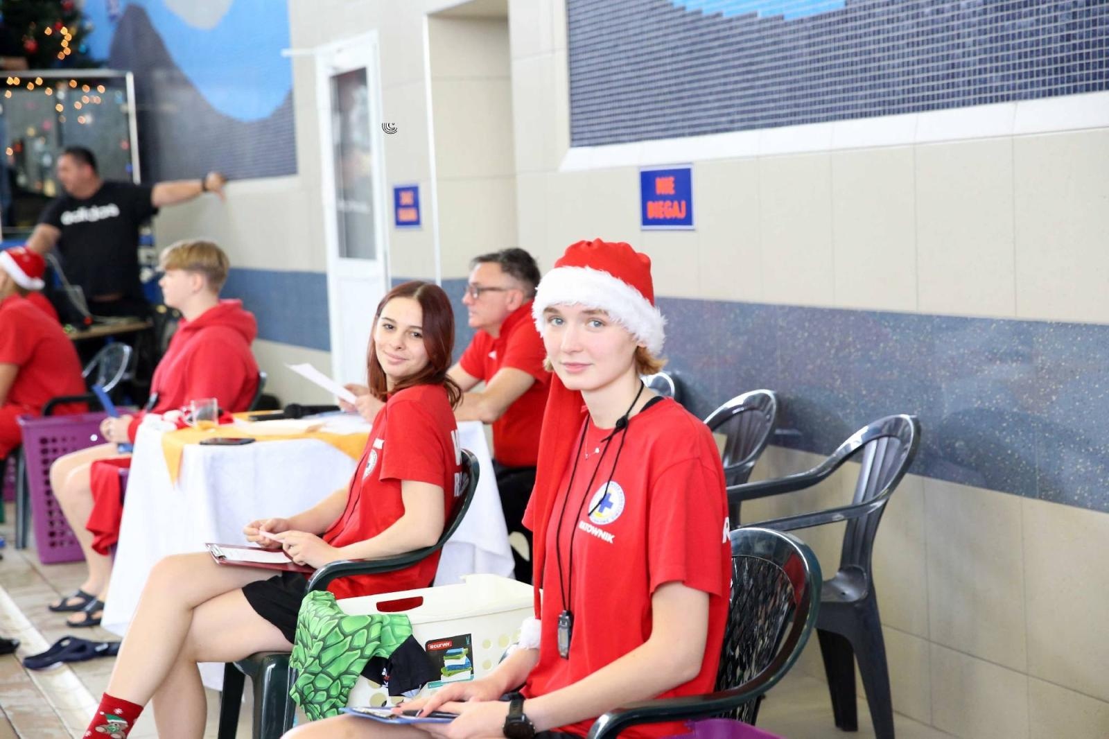 Zdjęcie w galerii na portalu naszraciborz.pl: W ZSOMS mają już Christmas Time. Zaczęli od mikołajkowych zawodów wiadomości z regionu