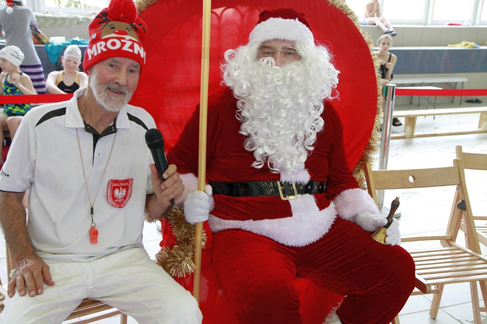 Zdjęcie w galerii na portalu naszraciborz.pl: W ZSOMS mają już Christmas Time. Zaczęli od mikołajkowych zawodów wiadomości z regionu