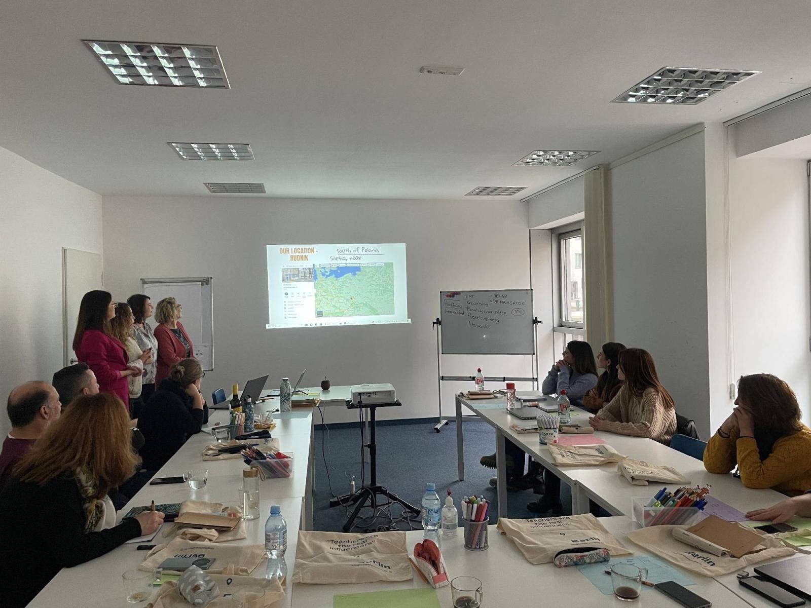 Zdjęcie w galerii na portalu naszraciborz.pl: The Social, the Emotional and the Digital Approach. Z Rudnika do Berlina w ramach programu Erasmus+ wiadomości z regionu