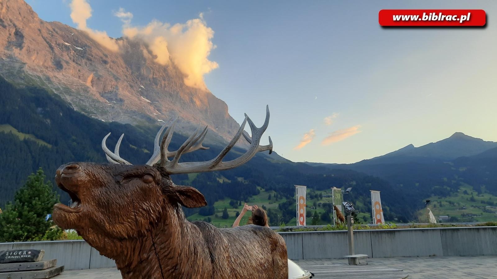 Zdjęcie w galerii na portalu naszraciborz.pl: Morwand i topniejące lodowce - slajdowisko o Szwajcarii w bibliotece w Markowicach wiadomości z regionu