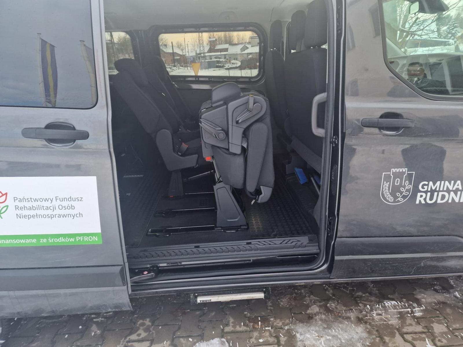 Zdjęcie w galerii na portalu naszraciborz.pl: Transport bez barier. Bus dla gminy Rudnik wiadomości z regionu