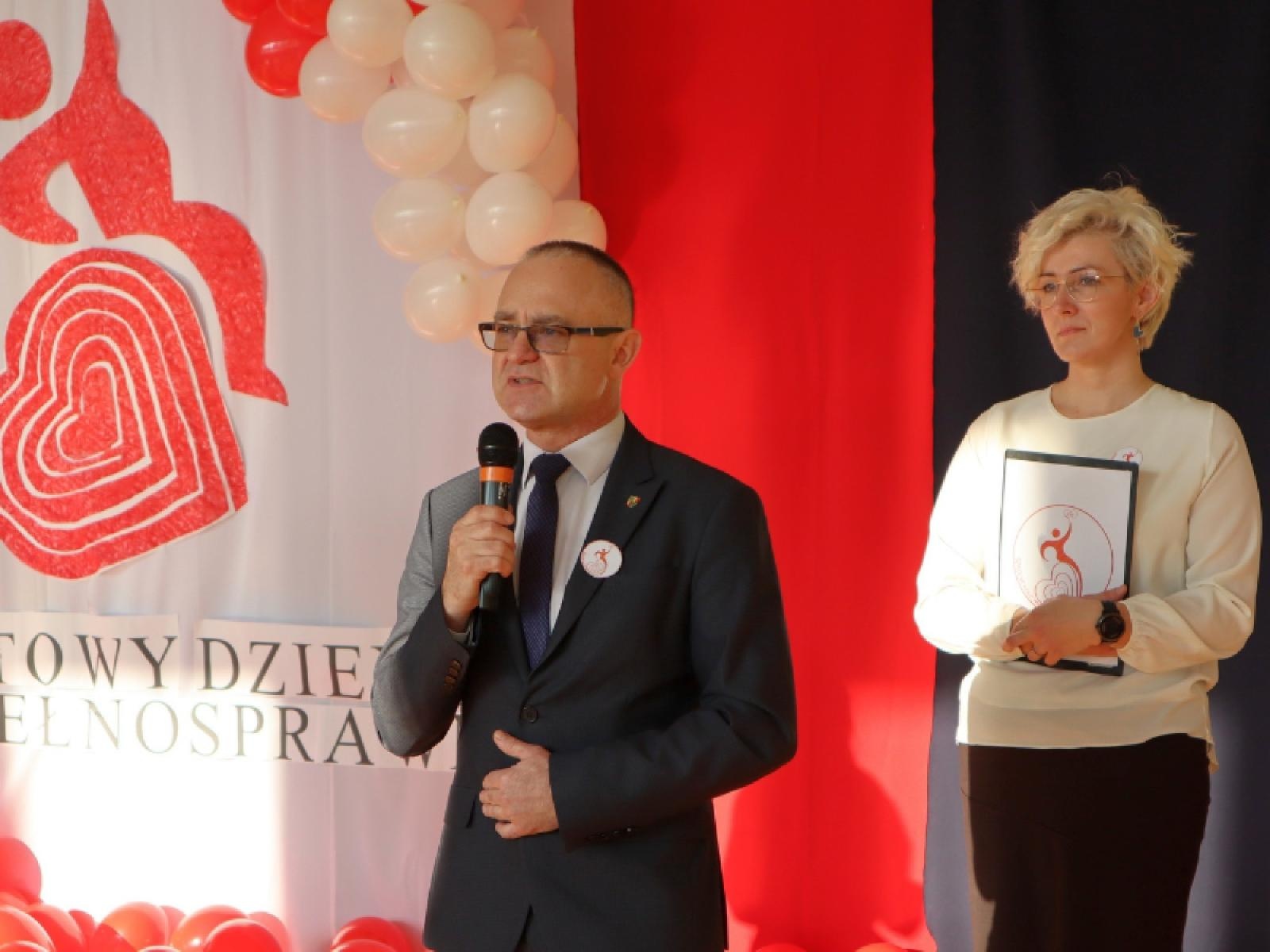 Zdjęcie w galerii na portalu naszraciborz.pl: Międzynarodowy Dzień Osób z Niepełnosprawnościami w ZSS [FOTO i WIDEO] wiadomości z regionu