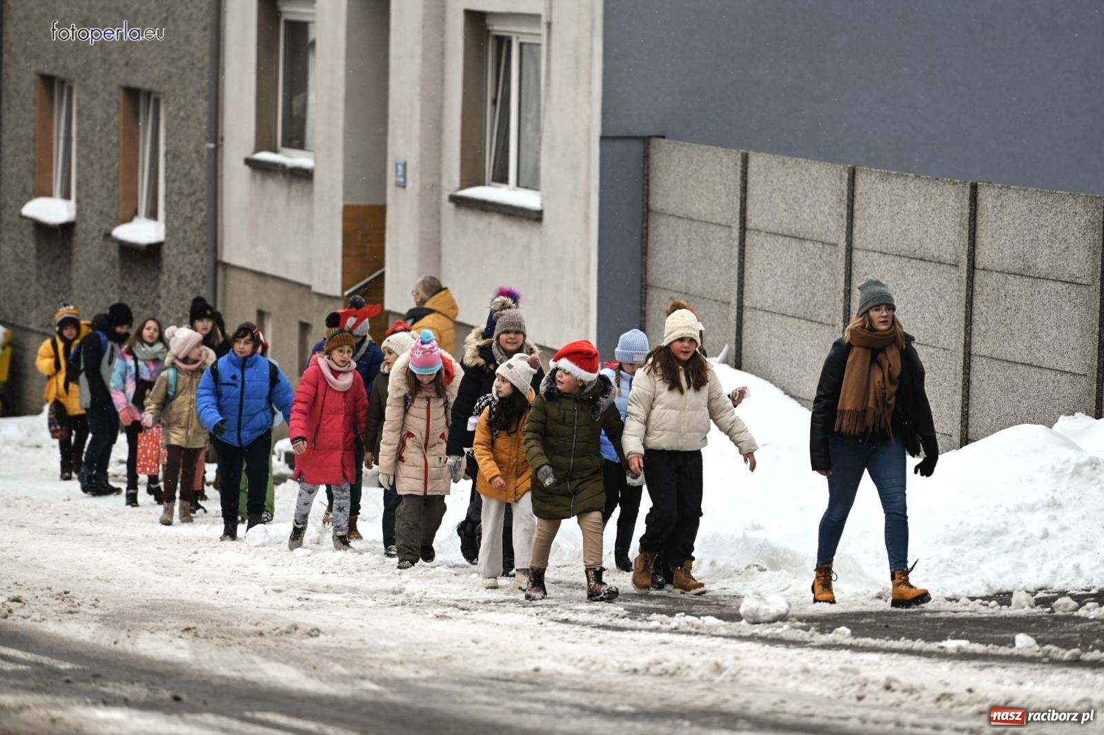 Zdjęcie w galerii na portalu naszraciborz.pl: Od św. Wacława do Mikołaszka. Krzanowice wierne tradycji [FOTO i WIDEO] wiadomości z regionu