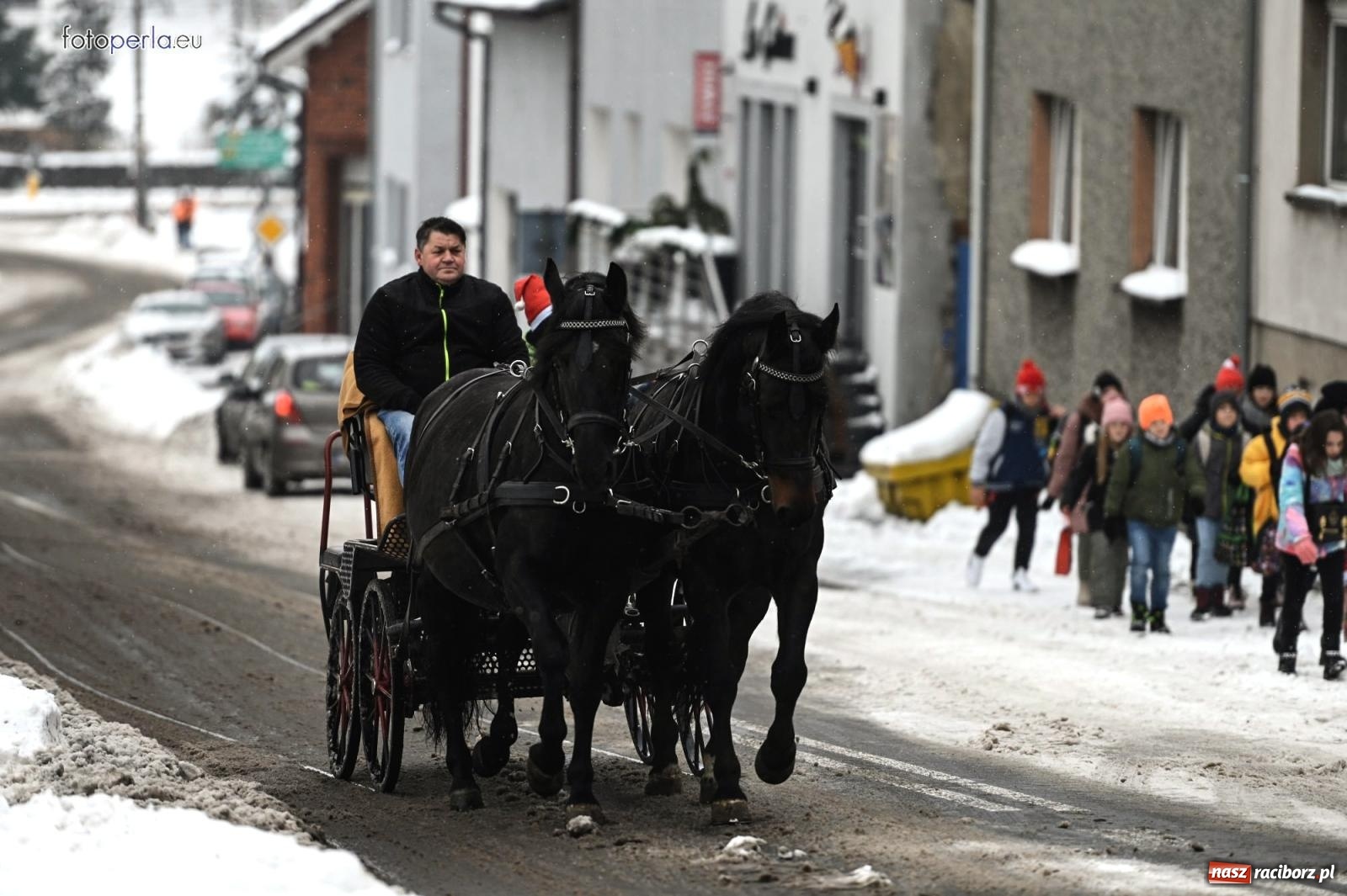 Zdjęcie w galerii na portalu naszraciborz.pl: Od św. Wacława do Mikołaszka. Krzanowice wierne tradycji [FOTO i WIDEO] wiadomości z regionu