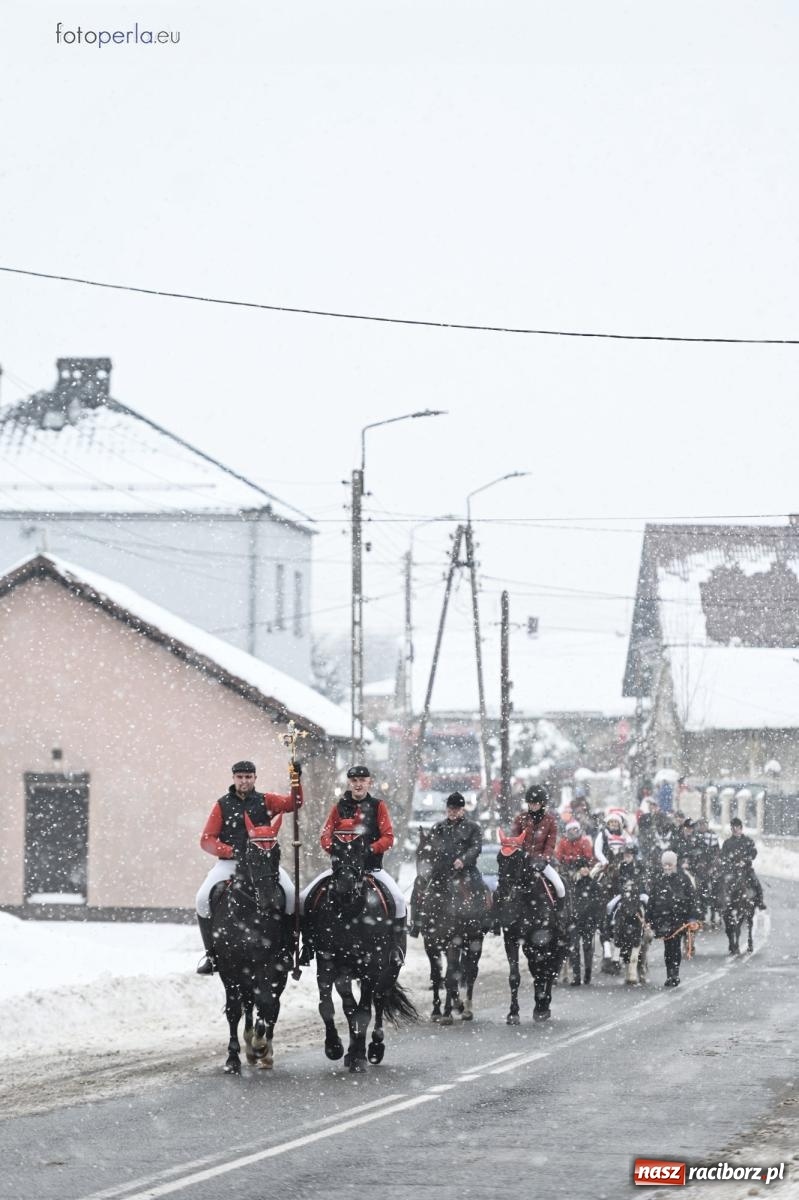 Zdjęcie w galerii na portalu naszraciborz.pl: Od św. Wacława do Mikołaszka. Krzanowice wierne tradycji [FOTO i WIDEO] wiadomości z regionu