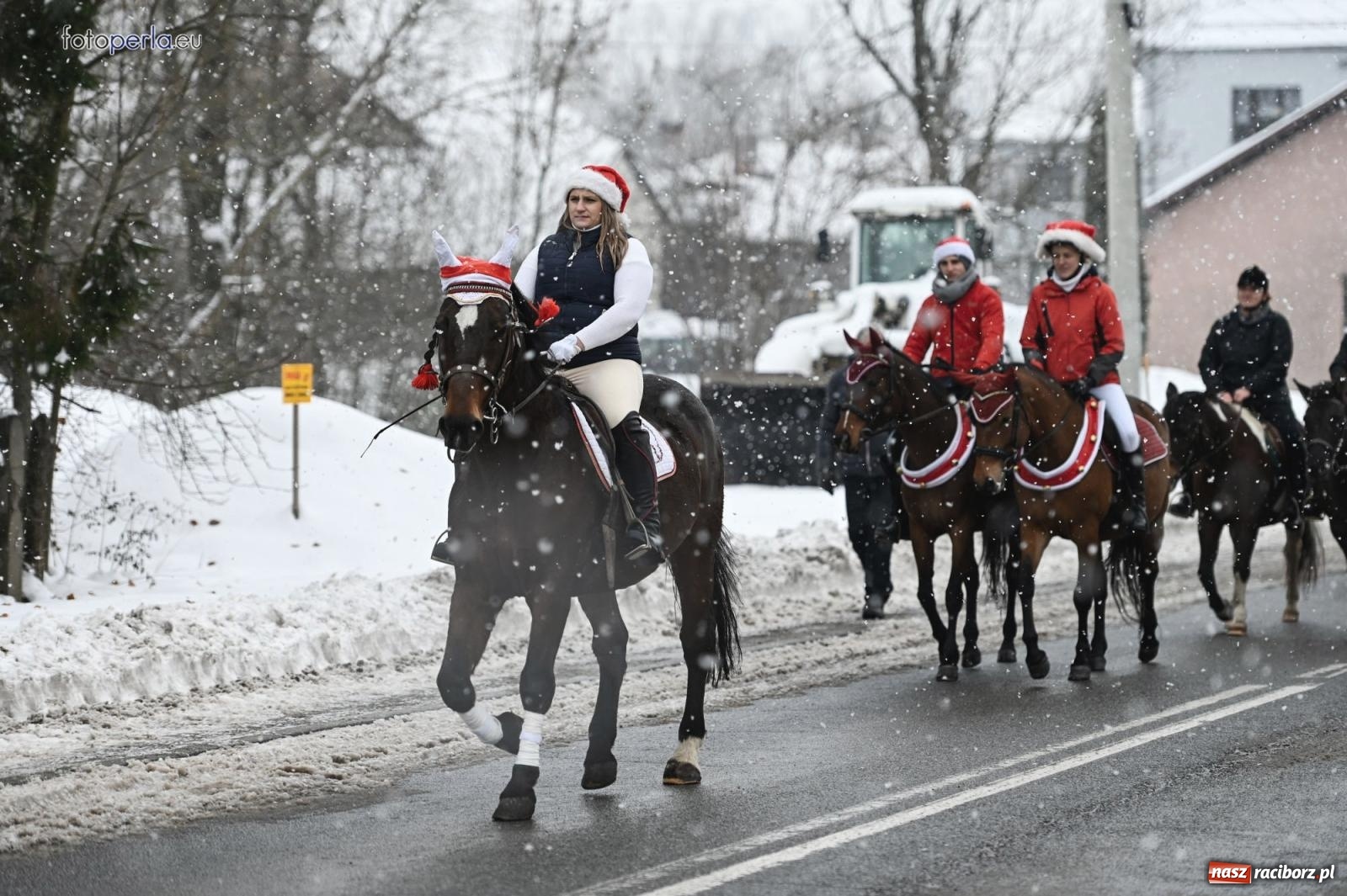 Zdjęcie w galerii na portalu naszraciborz.pl: Od św. Wacława do Mikołaszka. Krzanowice wierne tradycji [FOTO i WIDEO] wiadomości z regionu