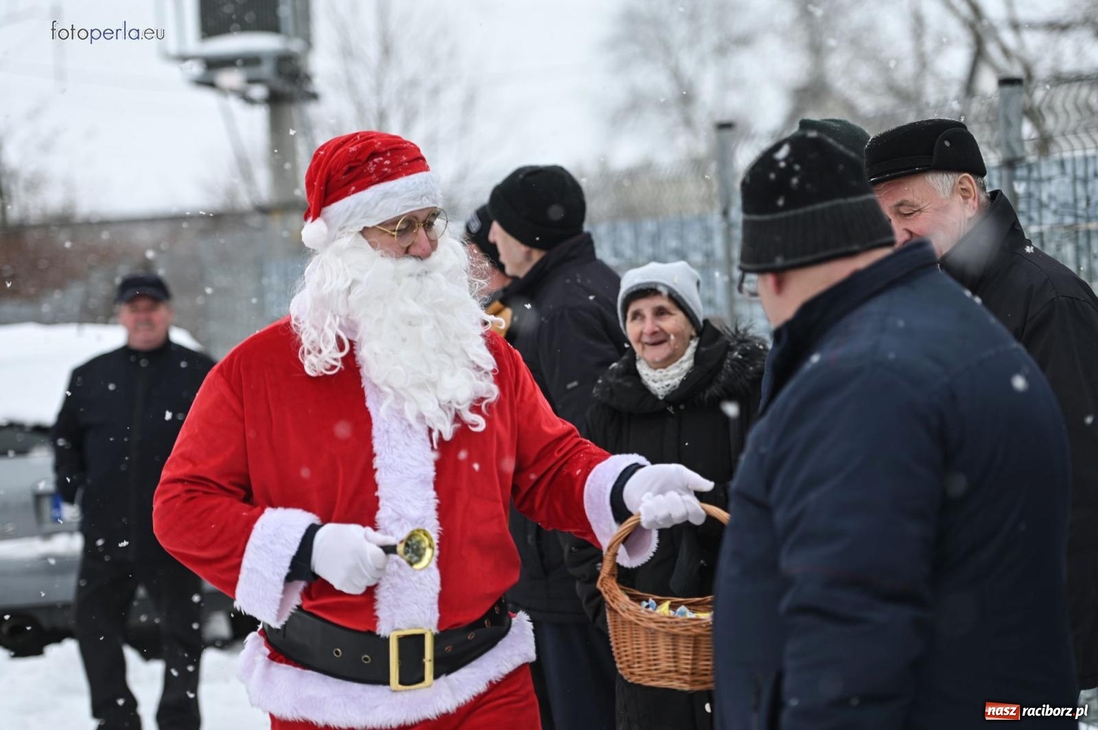 Zdjęcie w galerii na portalu naszraciborz.pl: Od św. Wacława do Mikołaszka. Krzanowice wierne tradycji [FOTO i WIDEO] wiadomości z regionu