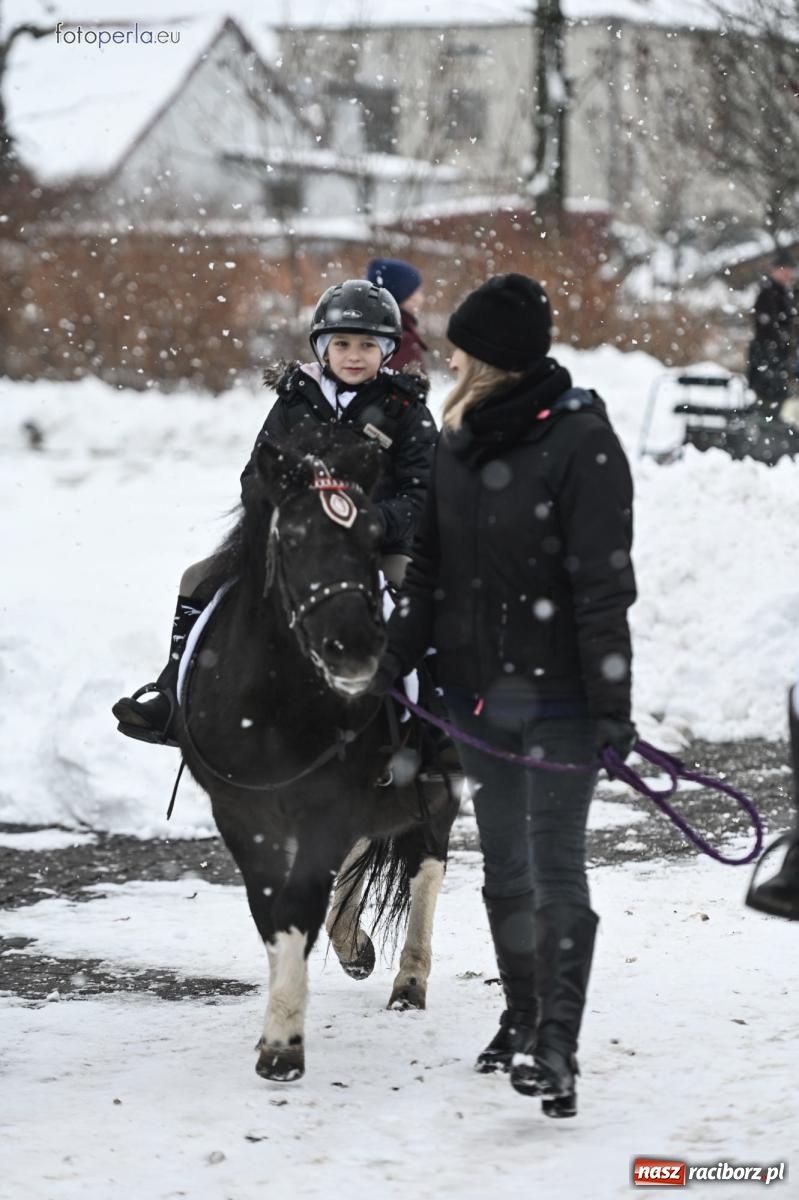 Zdjęcie w galerii na portalu naszraciborz.pl: Od św. Wacława do Mikołaszka. Krzanowice wierne tradycji [FOTO i WIDEO] wiadomości z regionu