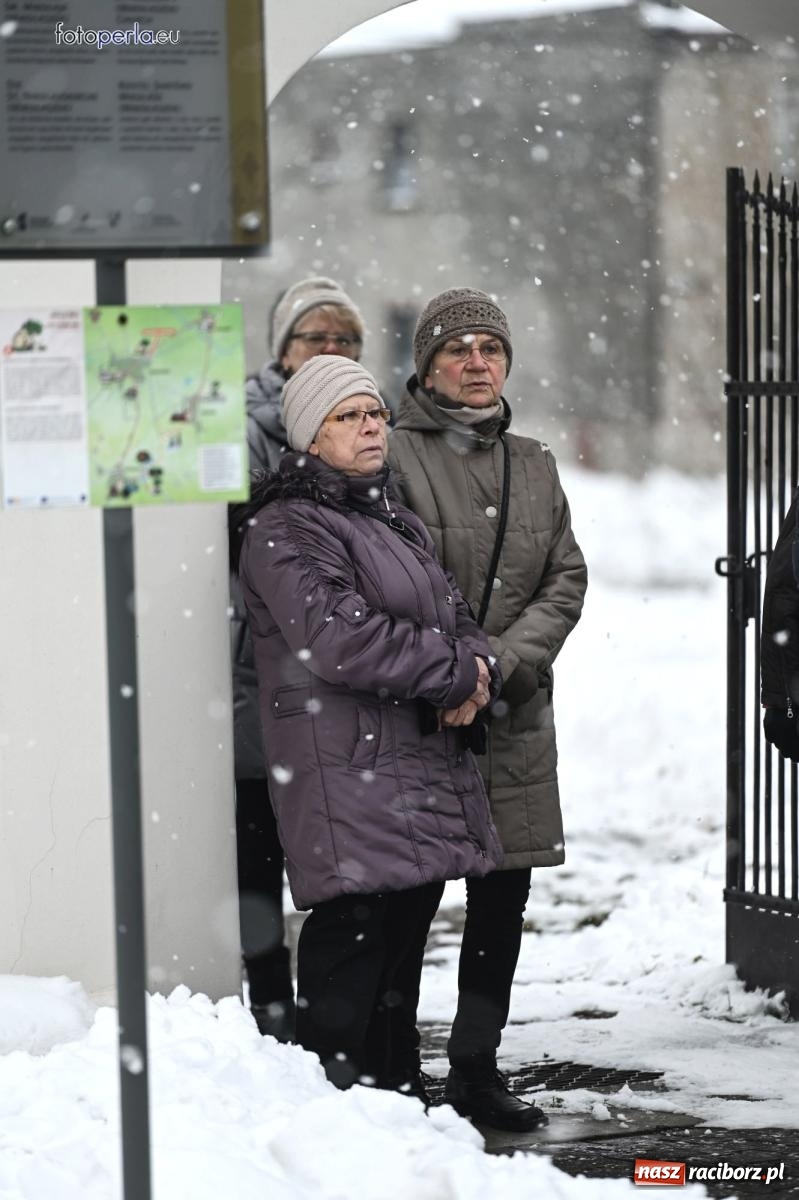 Zdjęcie w galerii na portalu naszraciborz.pl: Od św. Wacława do Mikołaszka. Krzanowice wierne tradycji [FOTO i WIDEO] wiadomości z regionu