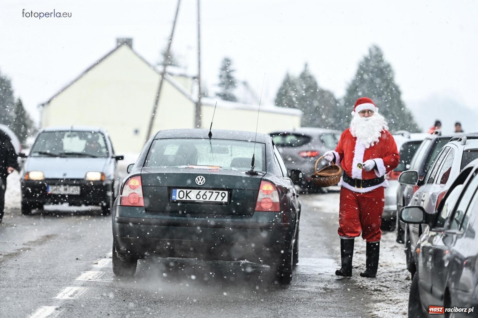 Zdjęcie w galerii na portalu naszraciborz.pl: Od św. Wacława do Mikołaszka. Krzanowice wierne tradycji [FOTO i WIDEO] wiadomości z regionu