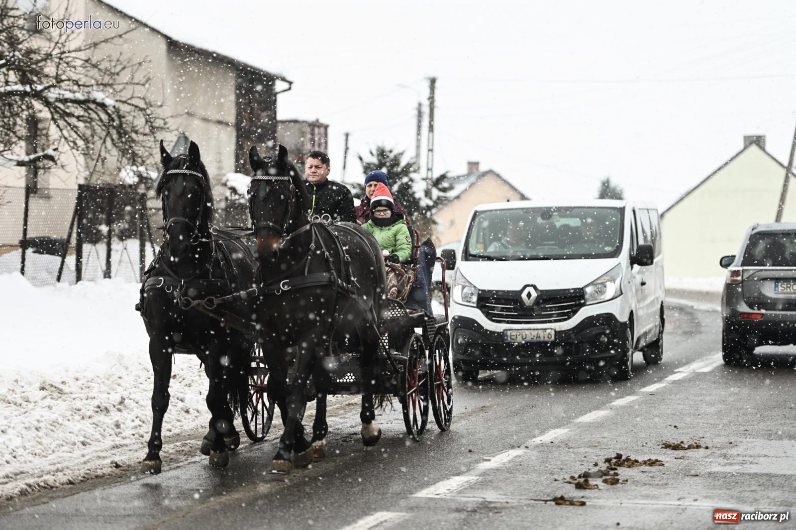 Zdjęcie w galerii na portalu naszraciborz.pl: Od św. Wacława do Mikołaszka. Krzanowice wierne tradycji [FOTO i WIDEO] wiadomości z regionu