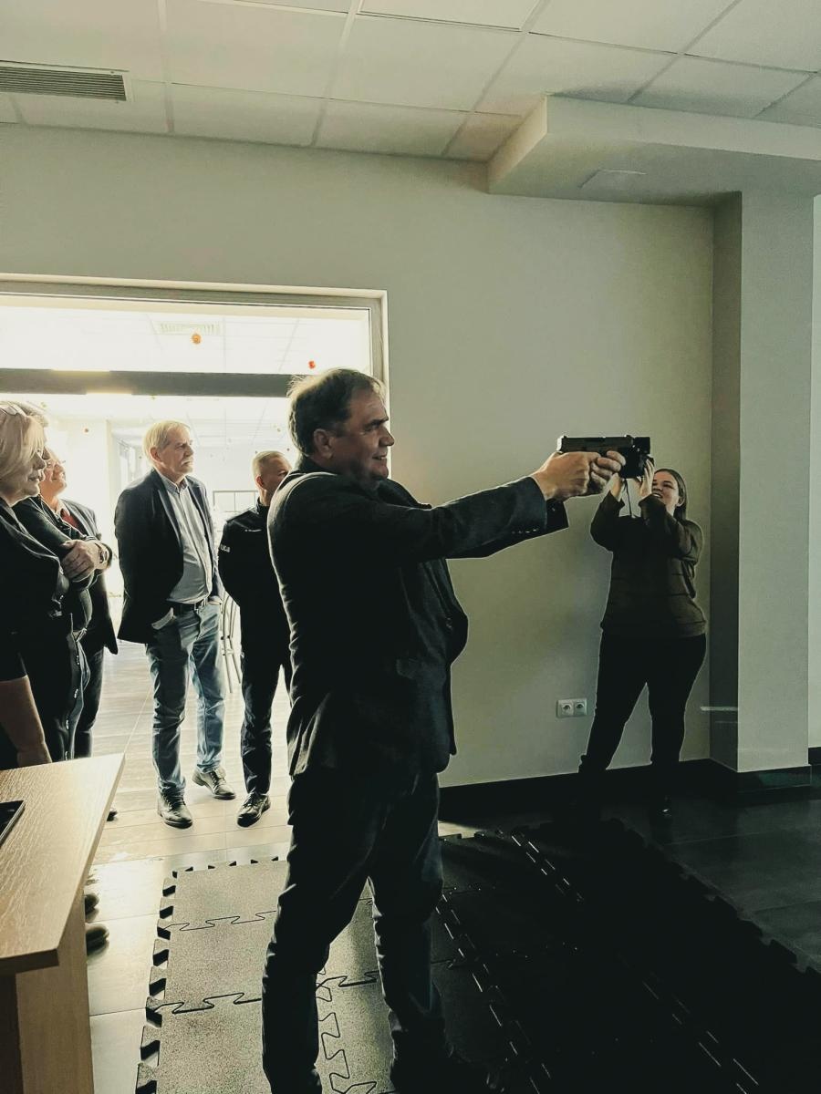 Zdjęcie w galerii na portalu naszraciborz.pl: Pietrowice Wielkie mają nowoczesną wirtualną strzelnicę wiadomości z regionu