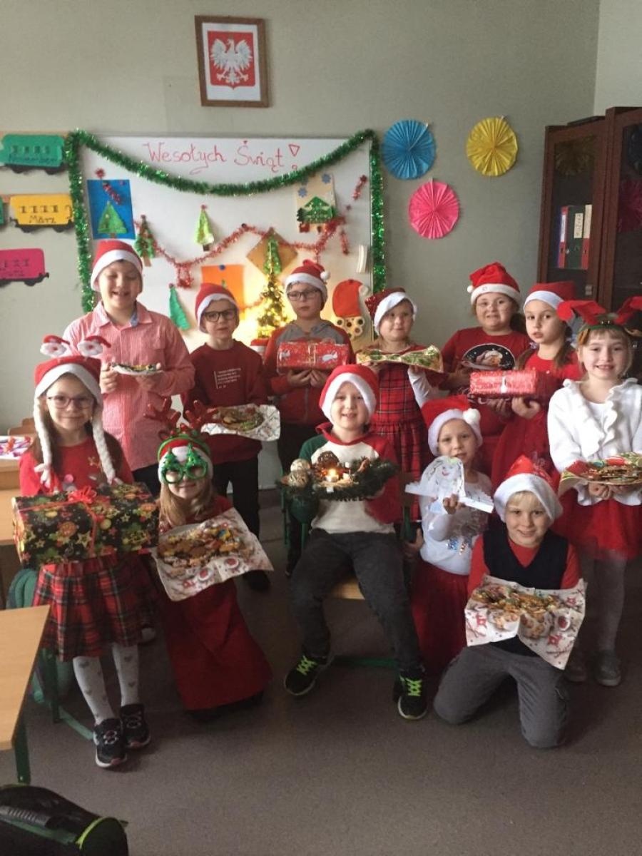 Zdjęcie w galerii na portalu naszraciborz.pl: Bald ist Weihnachten. W Studziennej zapachniało piernikami wiadomości z regionu