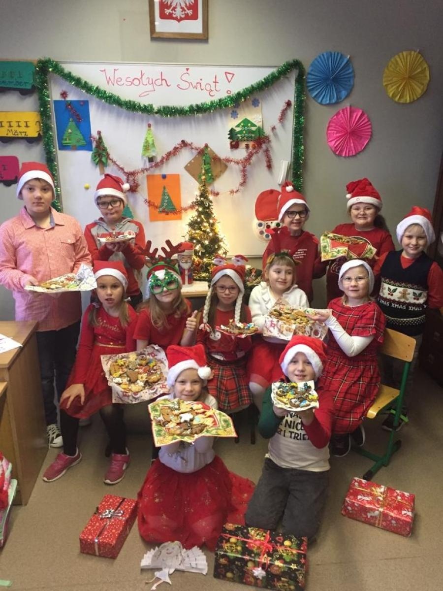 Zdjęcie w galerii na portalu naszraciborz.pl: Bald ist Weihnachten. W Studziennej zapachniało piernikami wiadomości z regionu