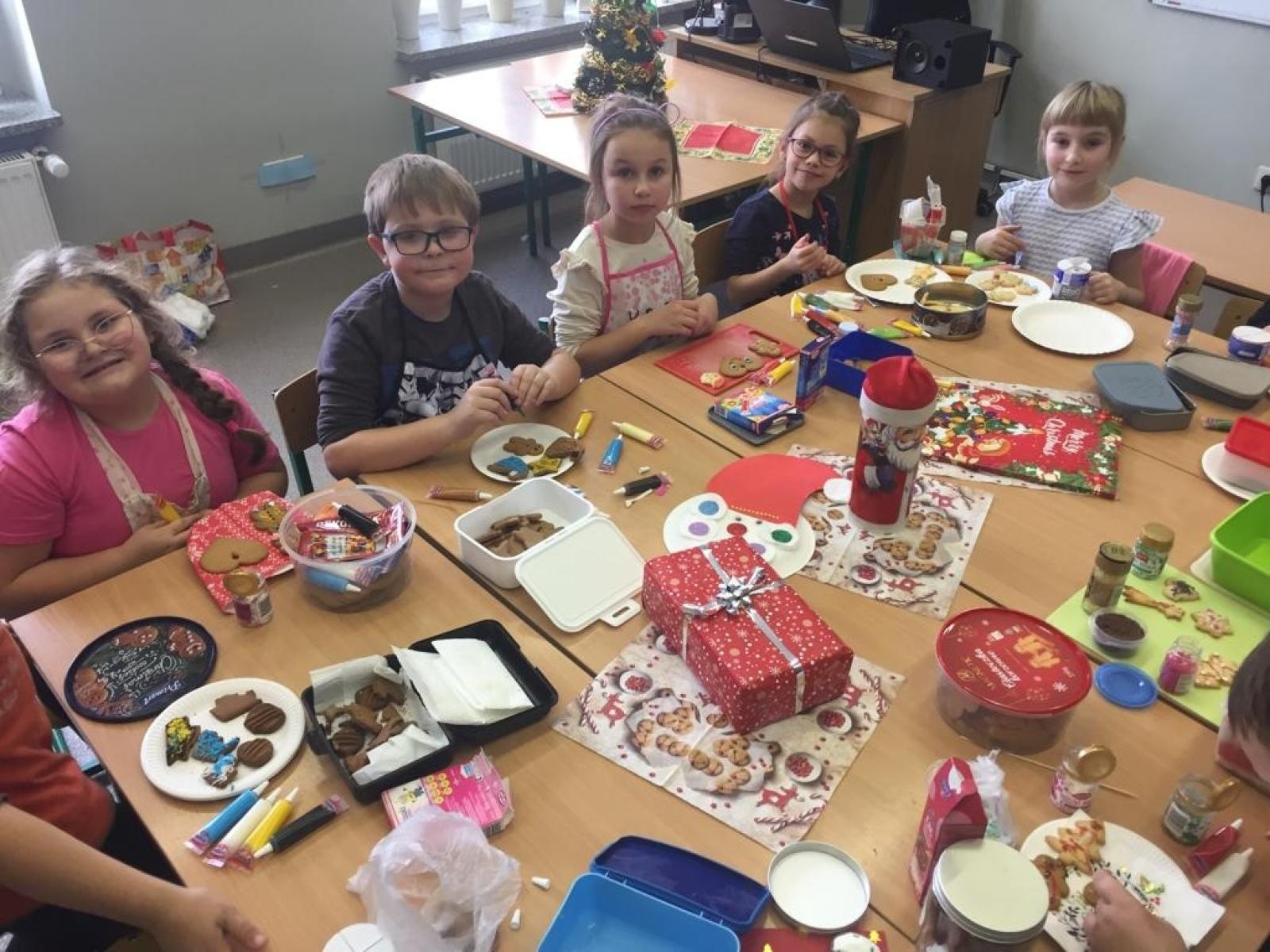 Zdjęcie w galerii na portalu naszraciborz.pl: Bald ist Weihnachten. W Studziennej zapachniało piernikami wiadomości z regionu