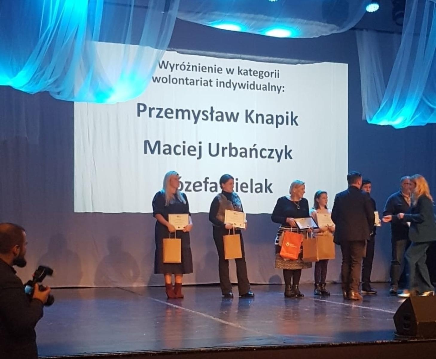 Zdjęcie w galerii na portalu naszraciborz.pl: Raciborzanka wyróżniona w konkursie Wolontariusz Roku 2023 wiadomości z regionu