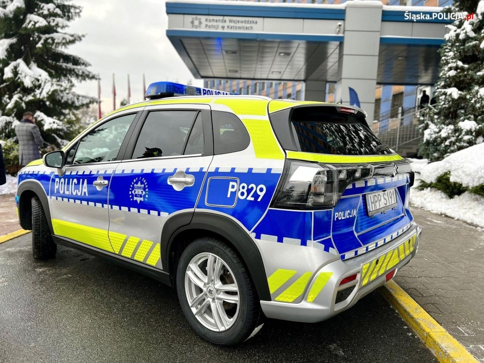 Zdjęcie w galerii na portalu naszraciborz.pl: Hybrydy dla śląskiej, w tym raciborskiej policji wiadomości z regionu