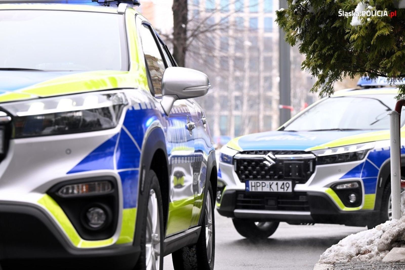 Zdjęcie w galerii na portalu naszraciborz.pl: Hybrydy dla śląskiej, w tym raciborskiej policji wiadomości z regionu