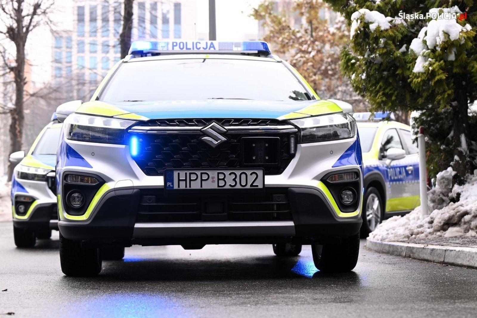 Zdjęcie w galerii na portalu naszraciborz.pl: Hybrydy dla śląskiej, w tym raciborskiej policji wiadomości z regionu