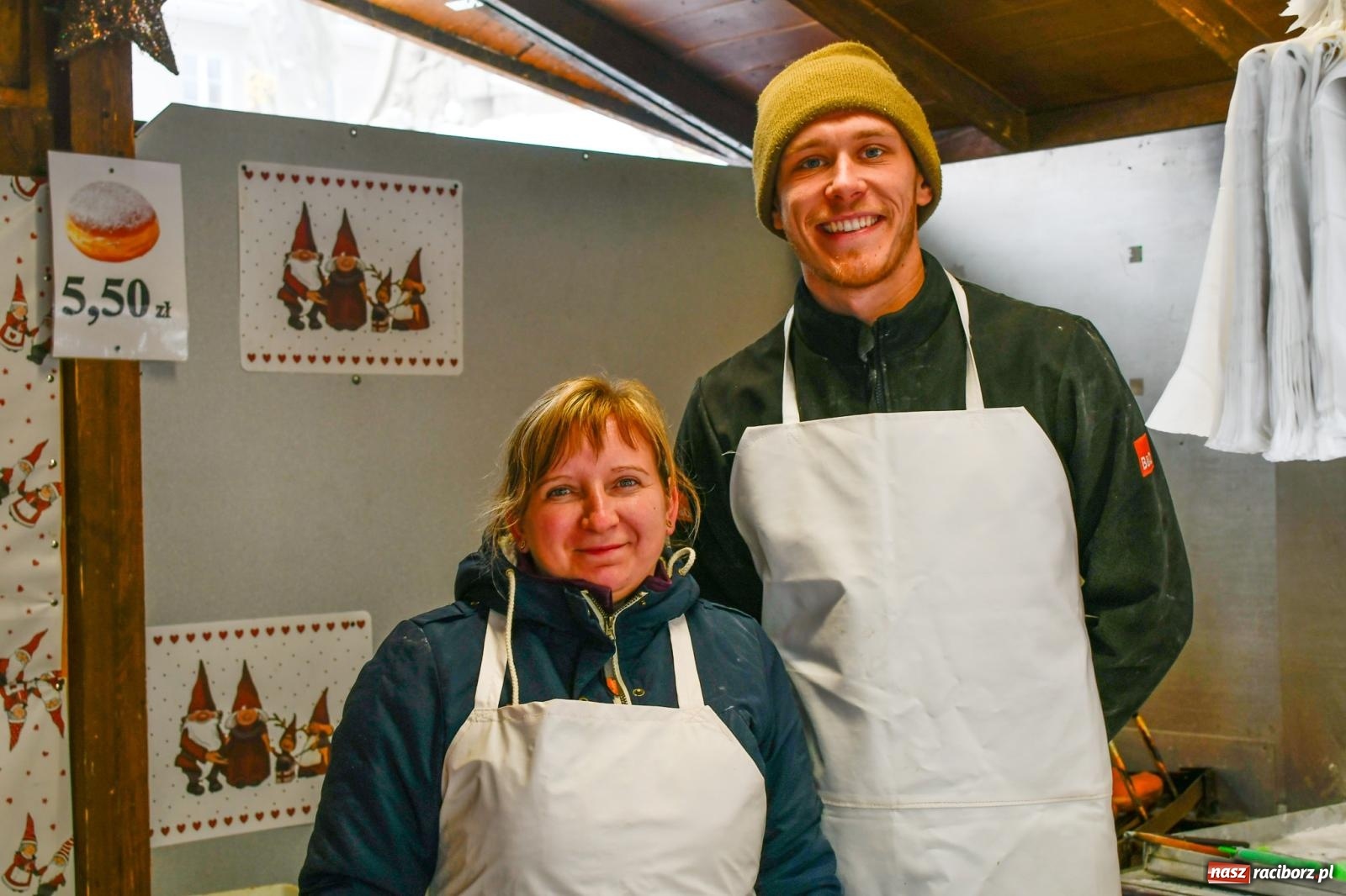 Zdjęcie w galerii na portalu naszraciborz.pl: Ruszył raciborski jarmark na Rynku [FOTO i WIDEO] wiadomości z regionu