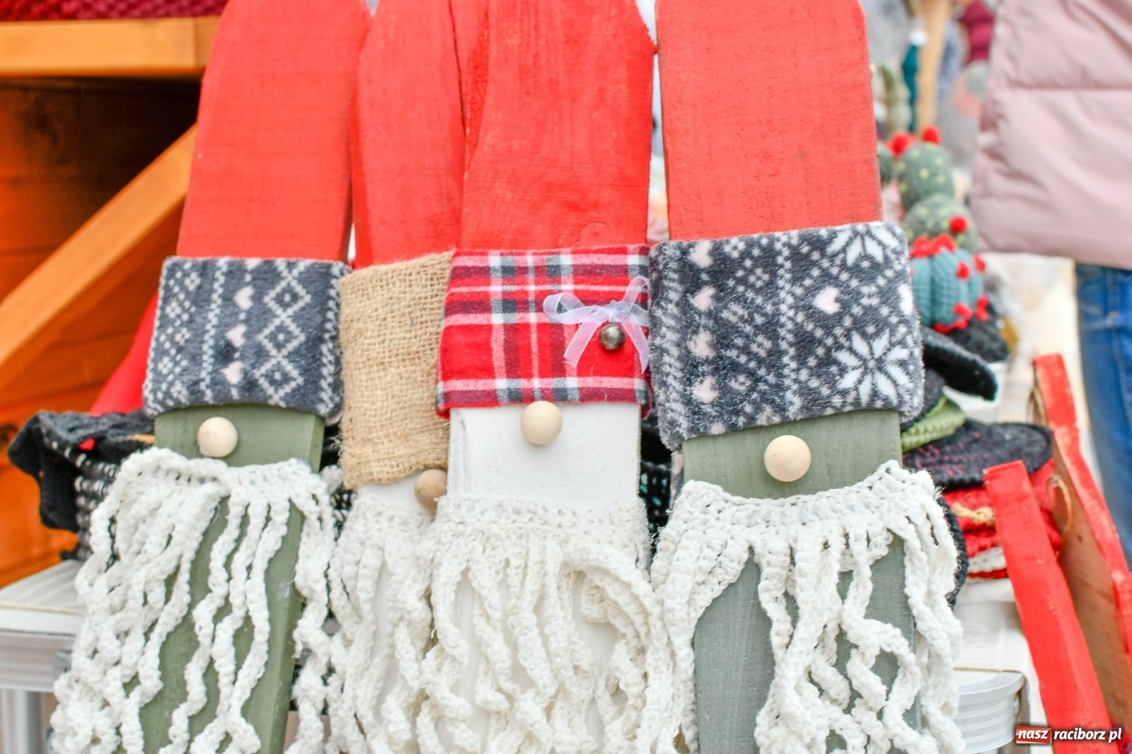 Zdjęcie w galerii na portalu naszraciborz.pl: Ruszył raciborski jarmark na Rynku [FOTO i WIDEO] wiadomości z regionu