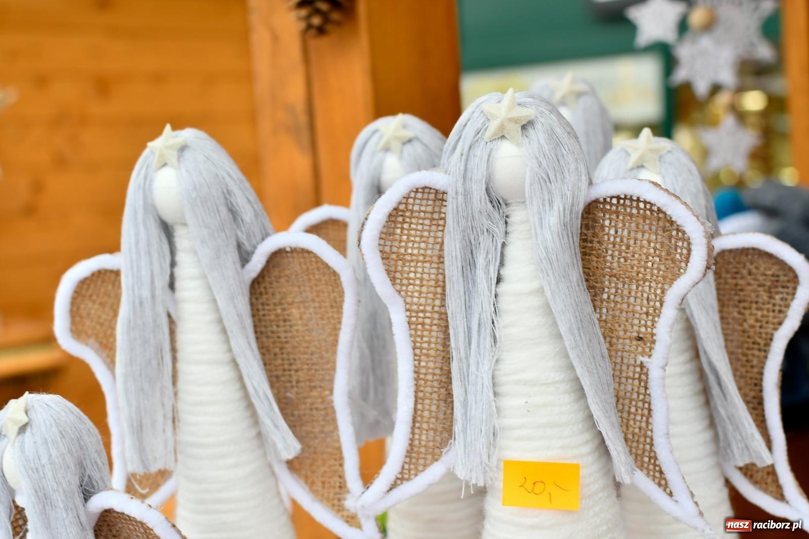 Zdjęcie w galerii na portalu naszraciborz.pl: Ruszył raciborski jarmark na Rynku [FOTO i WIDEO] wiadomości z regionu