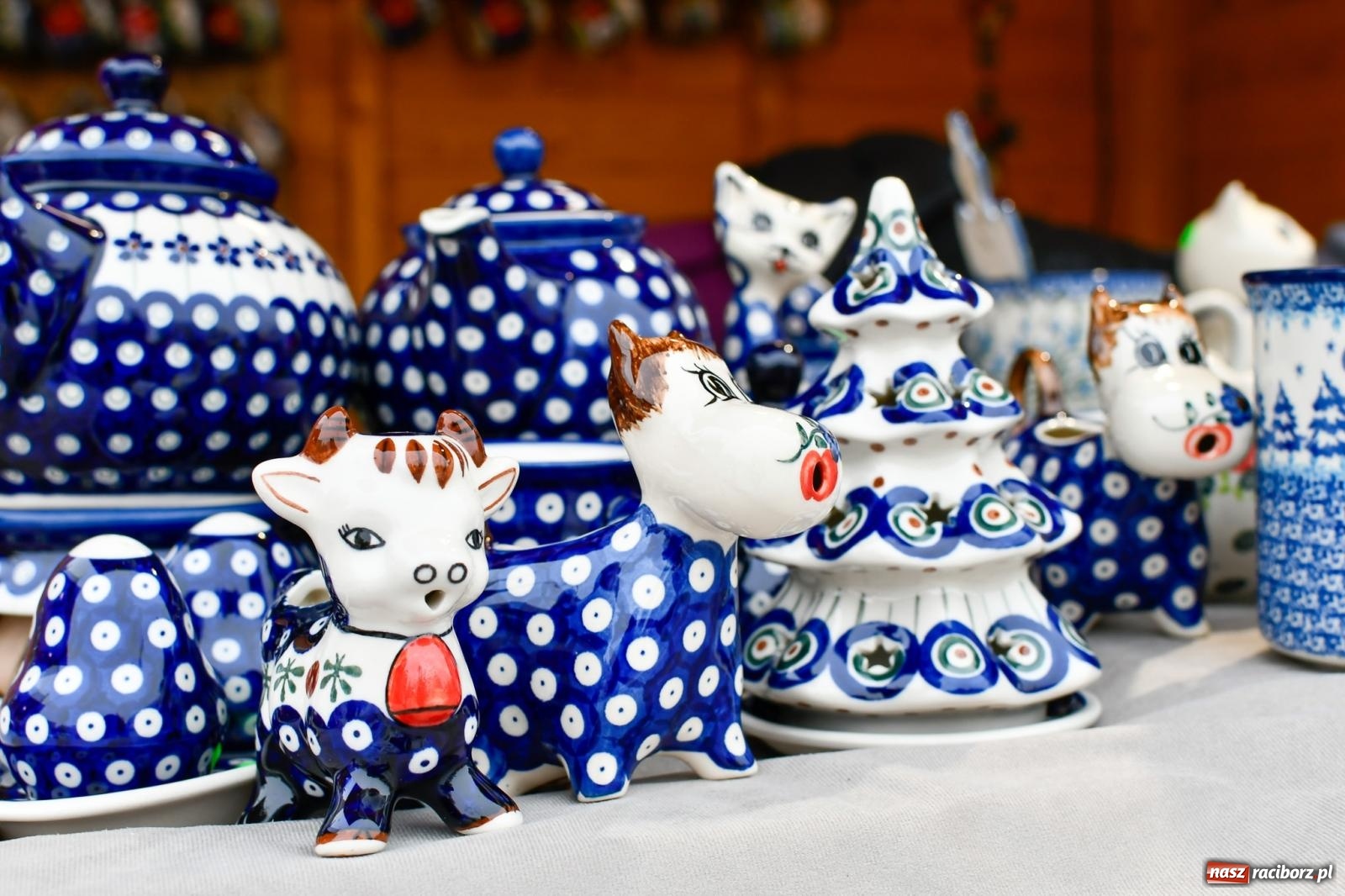 Zdjęcie w galerii na portalu naszraciborz.pl: Ruszył raciborski jarmark na Rynku [FOTO i WIDEO] wiadomości z regionu