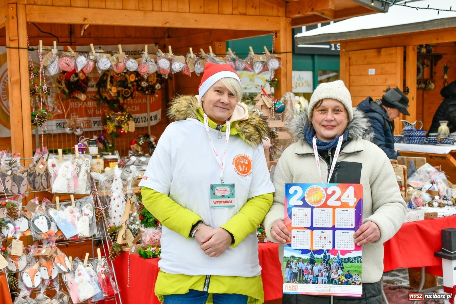 Zdjęcie w galerii na portalu naszraciborz.pl: Ruszył raciborski jarmark na Rynku [FOTO i WIDEO] wiadomości z regionu
