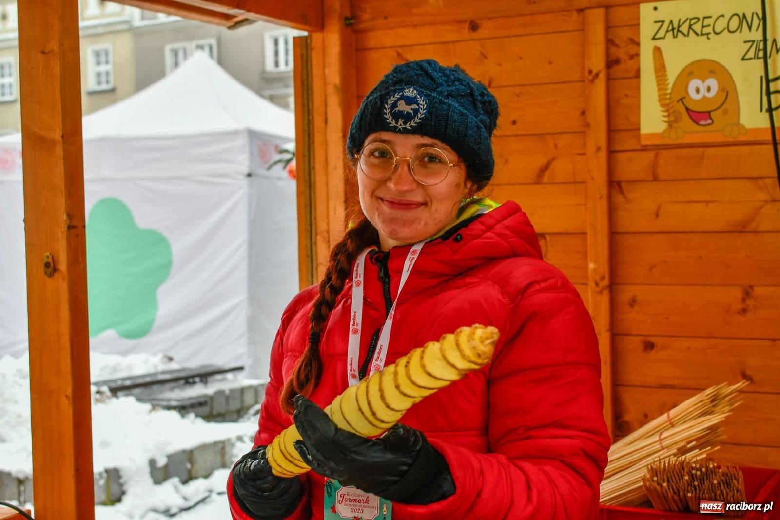 Zdjęcie w galerii na portalu naszraciborz.pl: Ruszył raciborski jarmark na Rynku [FOTO i WIDEO] wiadomości z regionu