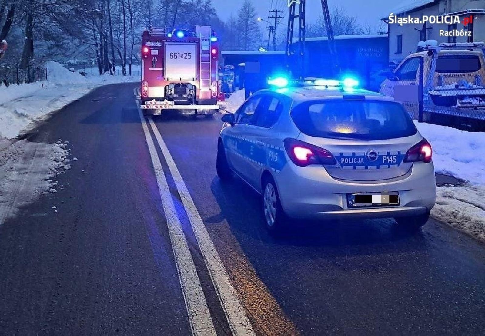 Zdjęcie w galerii na portalu naszraciborz.pl: Komendant z Raciborza wkroczył do akcji. Pomógł obezwładnić nietrzeźwego kierowcę wiadomości z regionu