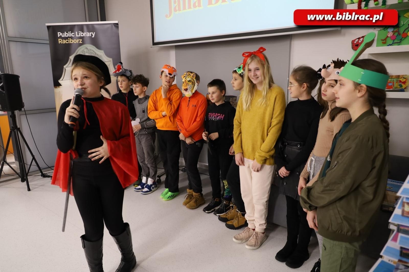 Zdjęcie w galerii na portalu naszraciborz.pl: Bajki Brzechwy przebojem konkursów plastycznych w bibliotece wiadomości z regionu