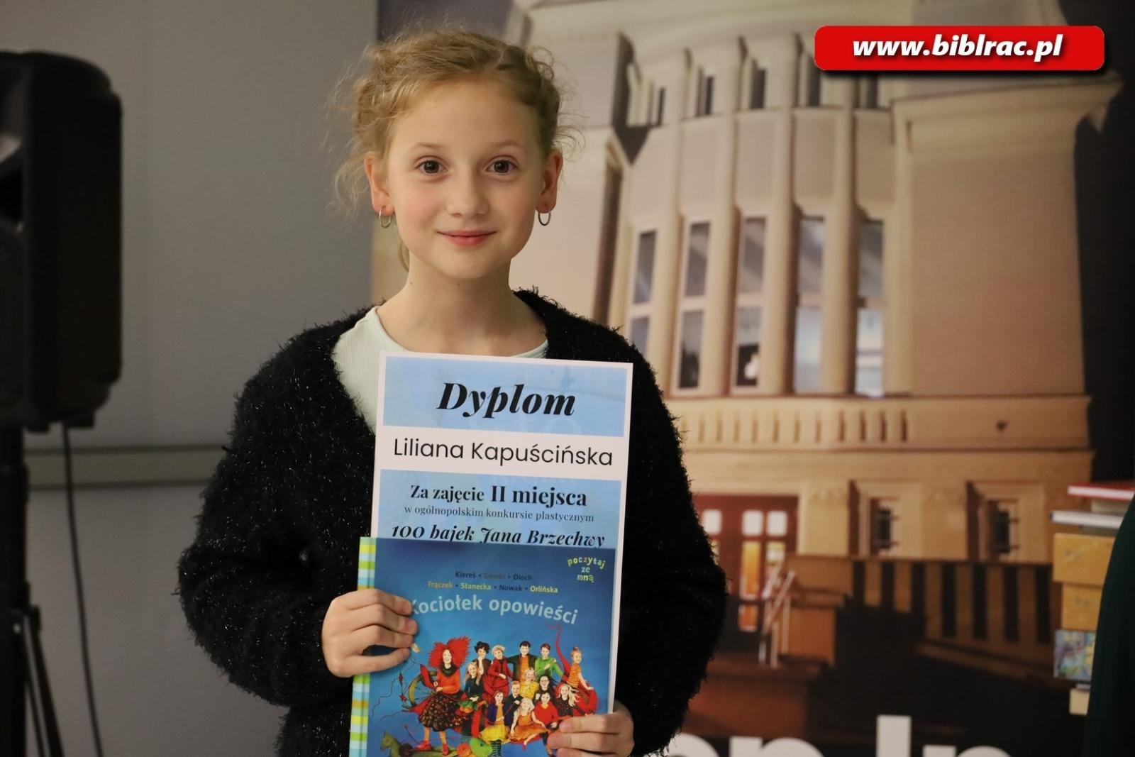 Zdjęcie w galerii na portalu naszraciborz.pl: Bajki Brzechwy przebojem konkursów plastycznych w bibliotece wiadomości z regionu